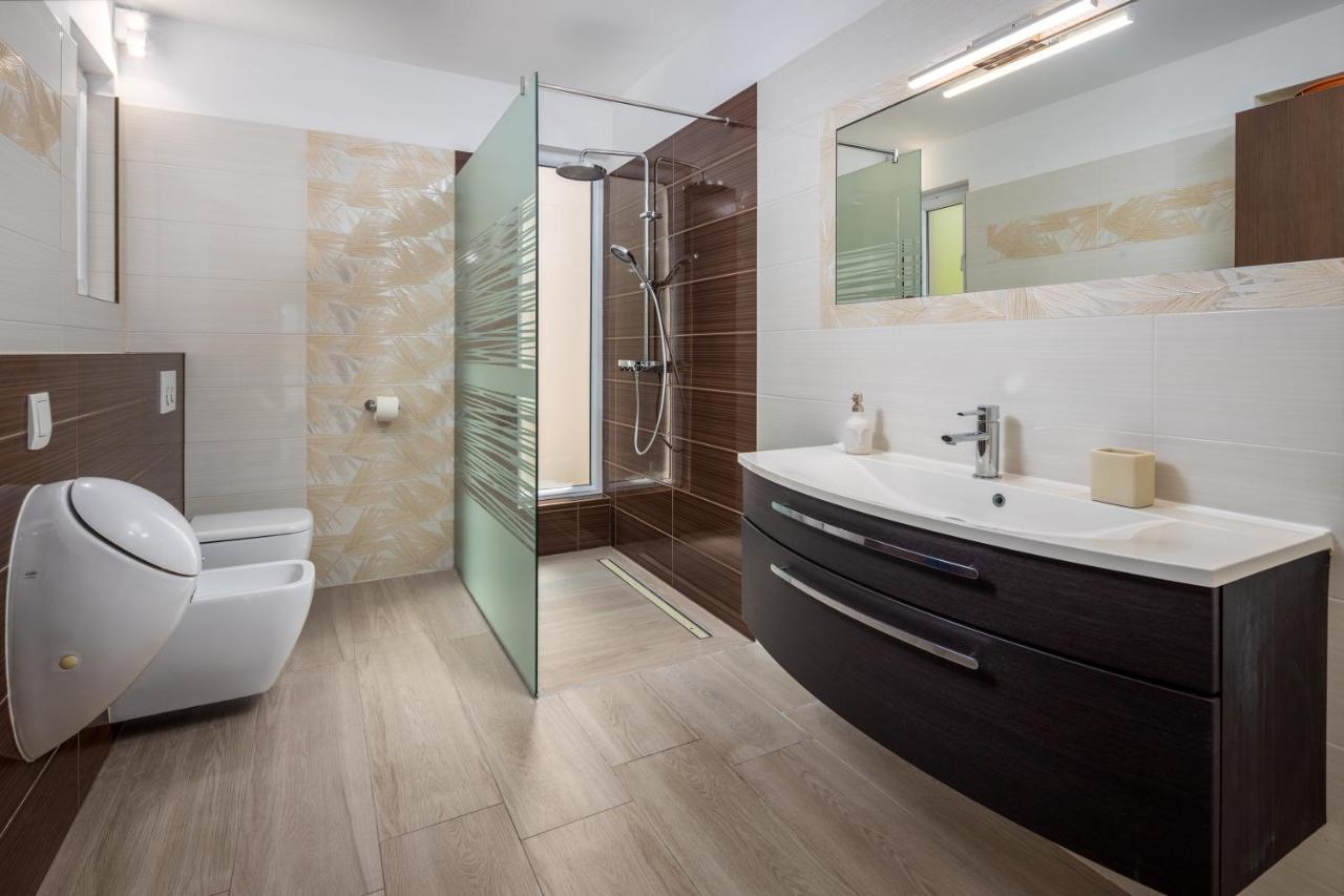 Luxury Mocca Apartment *